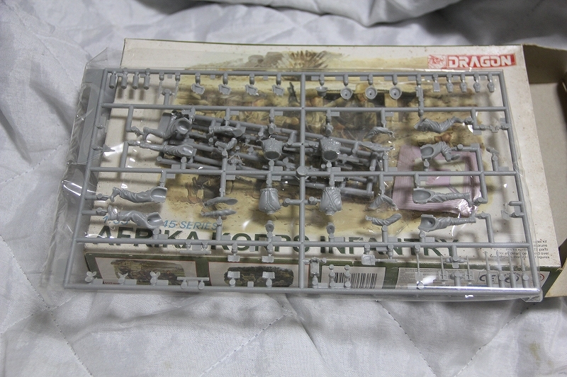 1/35 アフリカ軍団歩兵 DORAGON '39-'45 SERIES 6138 検索 WWII ドイツ軍 AFRIKA KORPS INFANTRY グッズの画像2