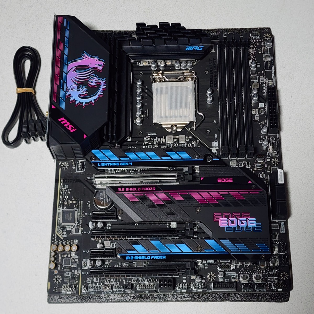 MSI MPG Z590 GAMING EDGE WIFI SP IOパネル一体型 LGA1200 ATXマザーボード 第10・11世代CPU対応 Bios 動作確認済 PCパーツ_画像1