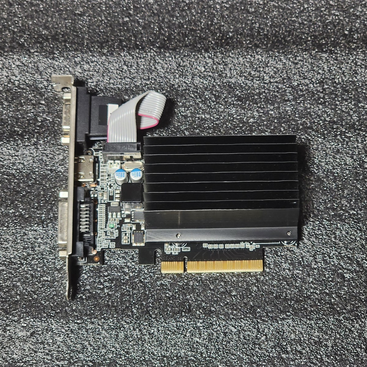 PALIT GEFORCE GT730 1GB DDR3 ファンレス 動作確認済み PCパーツ グラフィックカード PCIExpress_画像1