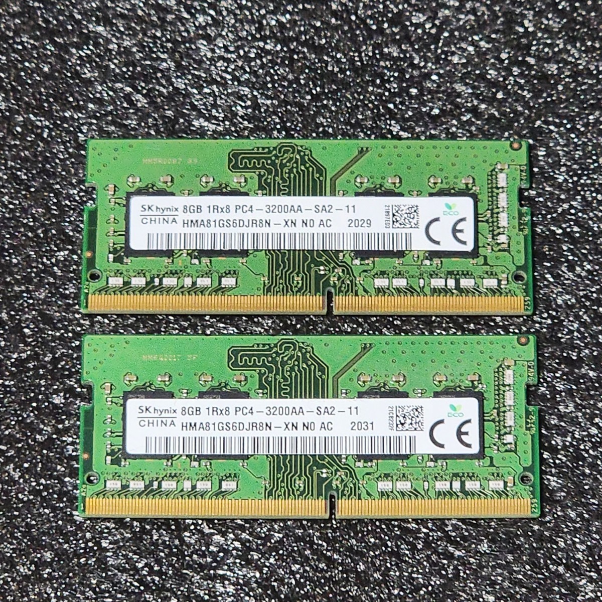 SK HYNIX DDR4-3200MHz 16GB (8GB×2枚キット) HMA81GS6DJR8N-XN 動作確認済み ノートパソコン用 PCメモリ の画像1