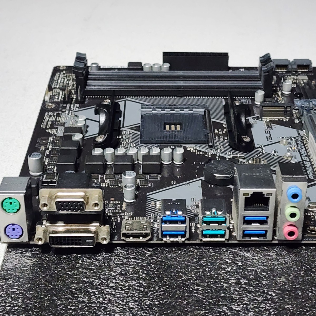 ASUS PRIME B450M-A IOパネル付属 Socket AM4 MicroATXマザーボード RYZEN5000シリーズ対応 最新Bios 動作確認済 PCパーツ_画像4