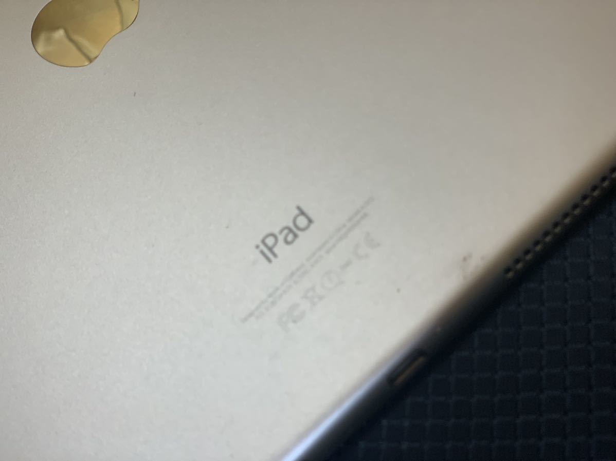 iPad Pro 9.7インチ A1673 wifi 128GB goldWi-Fiモデル ゴールド アップル @3927_画像4