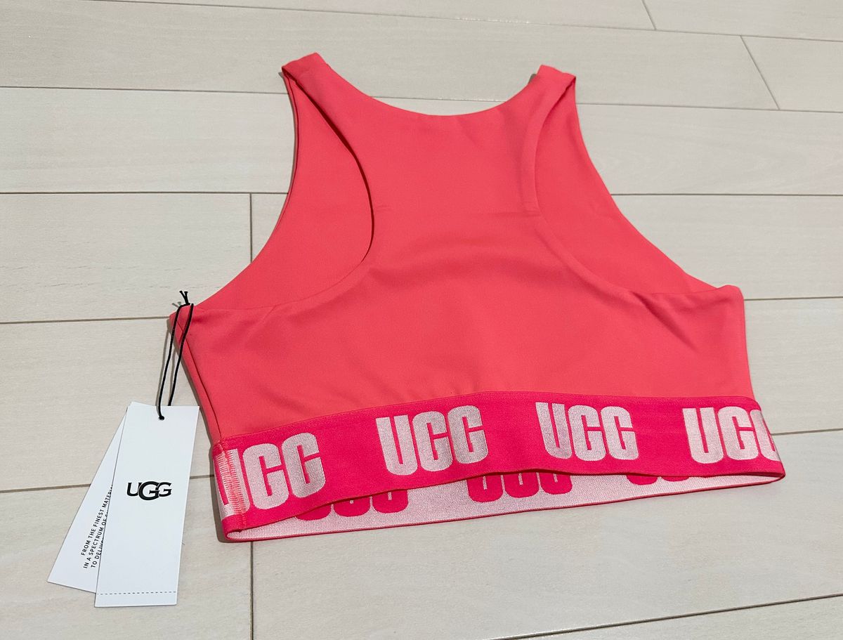 UGG  クロップド　タンクトップ　ルームウェア　スポーツブラ　ピンク　Sサイズ