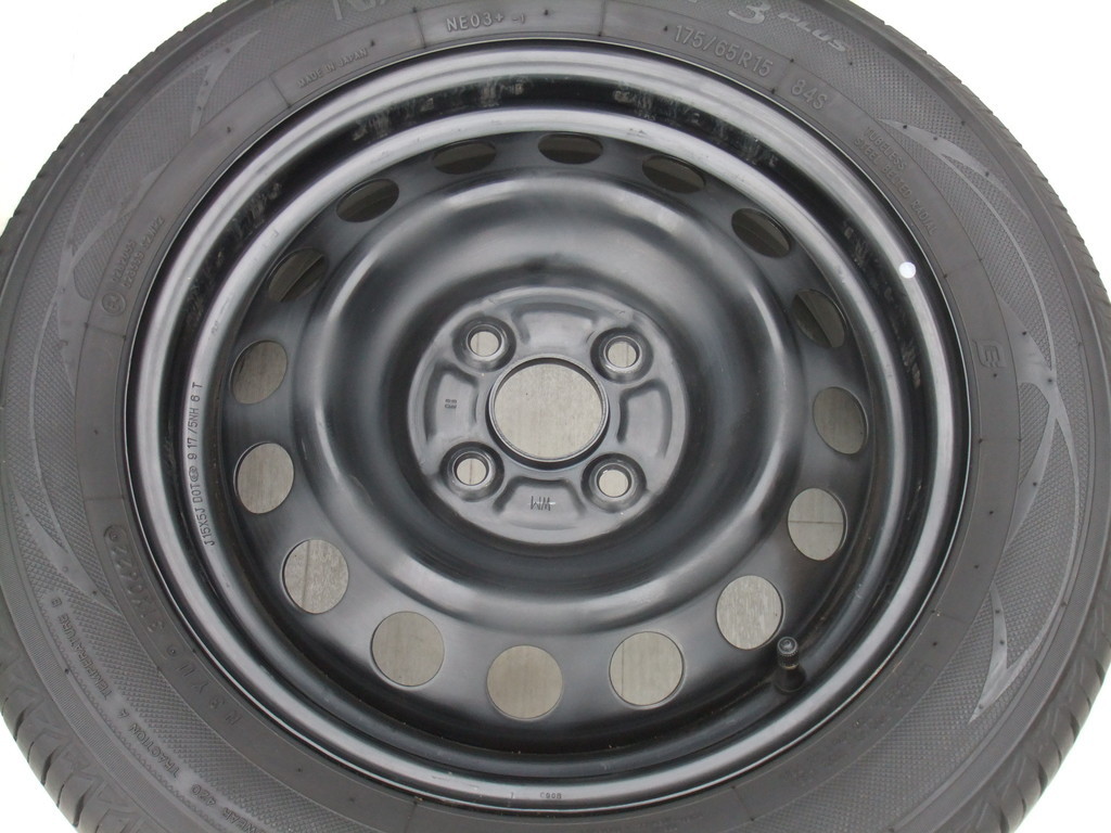 トヨタ純正ホイール NHP10 アクア カローラフィールダー スペイド ポルテ 5J 100 +39 2022年製 TOYO 175/65R15 4本 E06_画像5