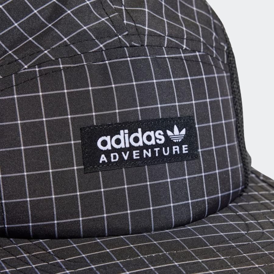 アディダス　メッシュキャップ　ランニング　ブラック黒色　ゴルフ　テニス　スポーツ　帽子　軽い　アドベンチャー　トレフォイル