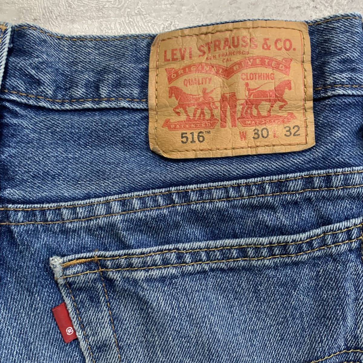 Levi's リーバイス 516 デニム パンツ ジーンズ 古着 W30 L32 ストレート インディゴ ジーパンの画像9