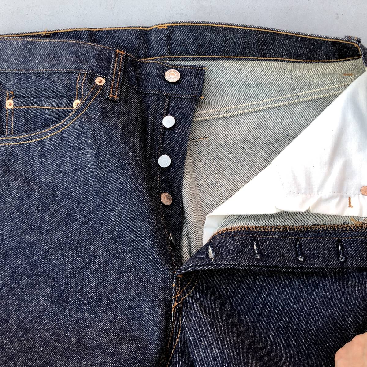 完売 LEVI'S デッドストック 米国製 90s 501XX 005010000 ジーンズ