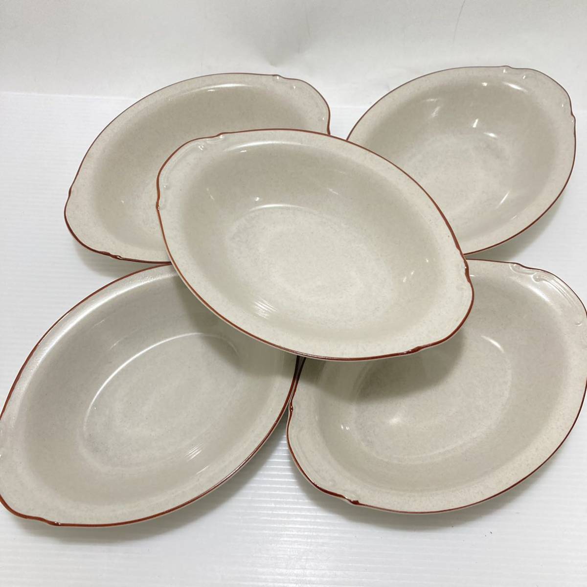 昭和 レトロ カレー皿 洋食器 スープ皿 皿 ボウル 5枚 セット スプーン付 ストーンウェア 箱付 未使用の画像2