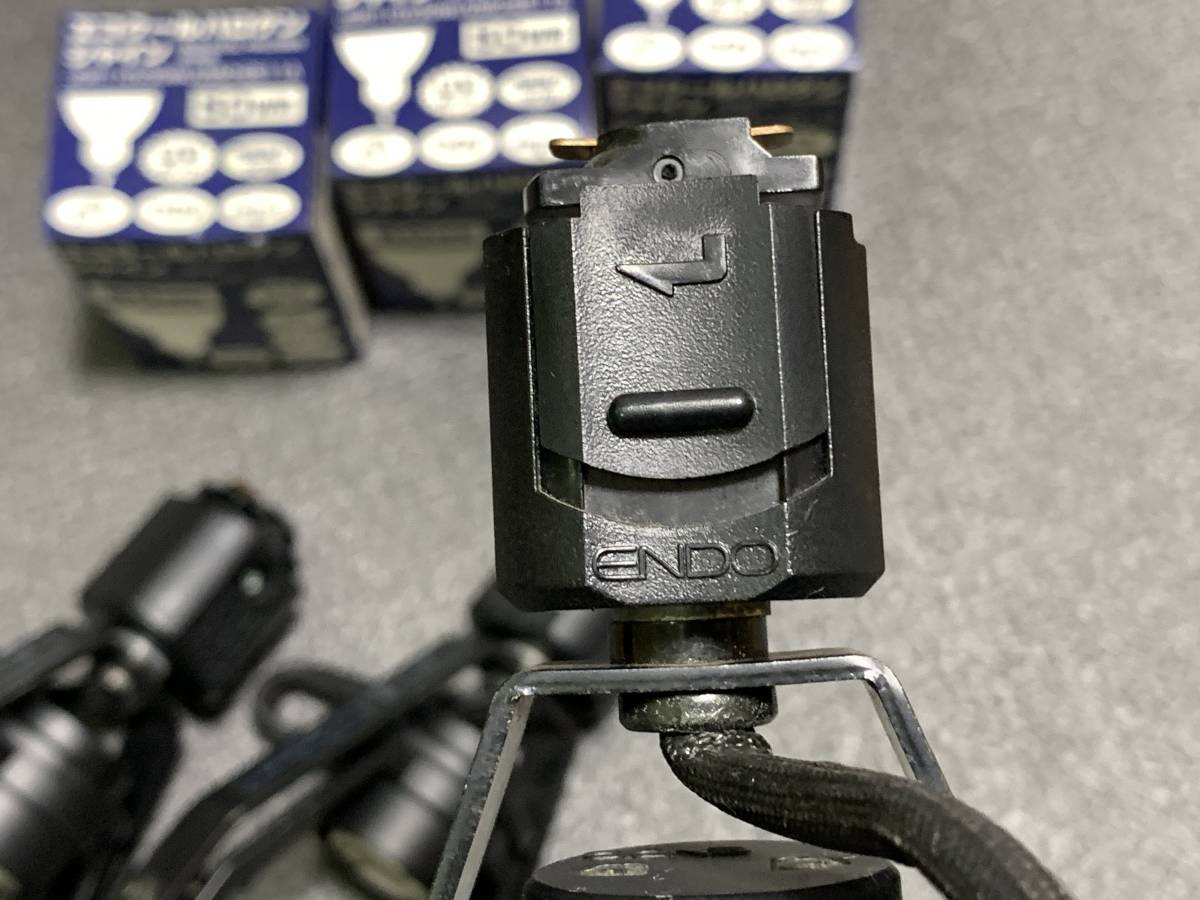 【中古品】遠藤照明 ENDO ハロゲンスポット ES8330BM 3個＋新品エコクールハロゲン電球 JDR110V60WUVMK7HE11A UVカット機能付 3個_画像6