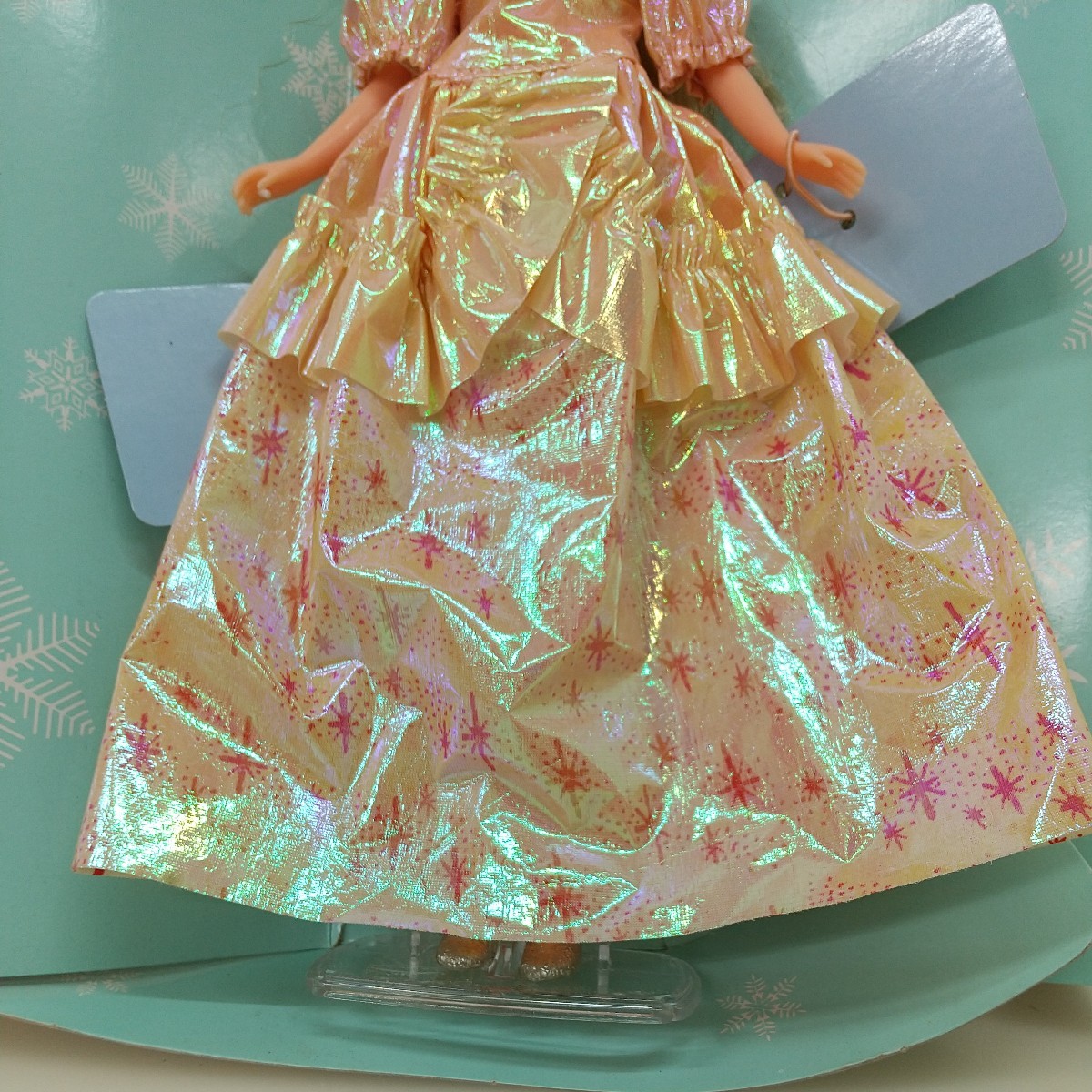 396　中古　光り輝く冬の女王　ジェニーちゃん　ウインタークイーン　着せ替え人形　ドール　タカラ　Jenny　1991年フェイス_画像4