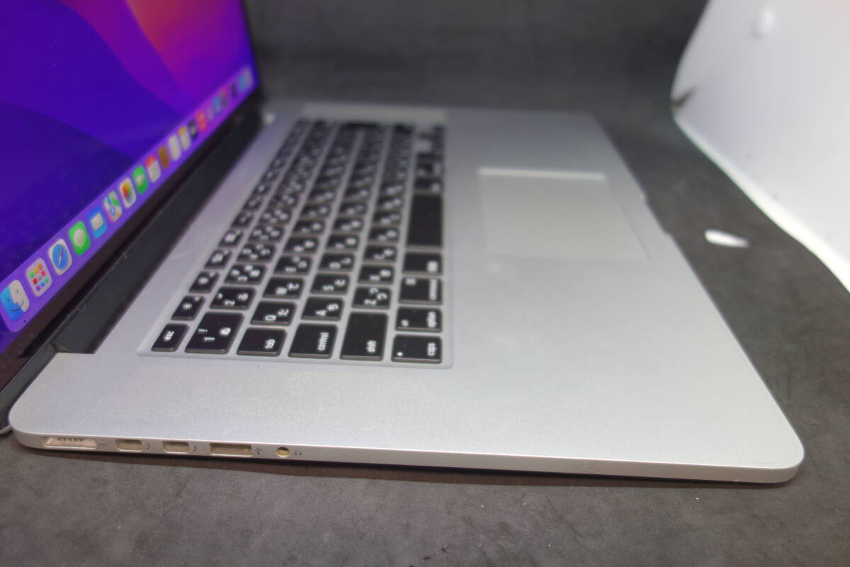 （173）Apple　MacBook Pro Mid 2015 Retina 15インチ A1398 Corei7-クワッドコア 2.2GHｚ 16GB SSD256GB　充放電回数337回_画像2