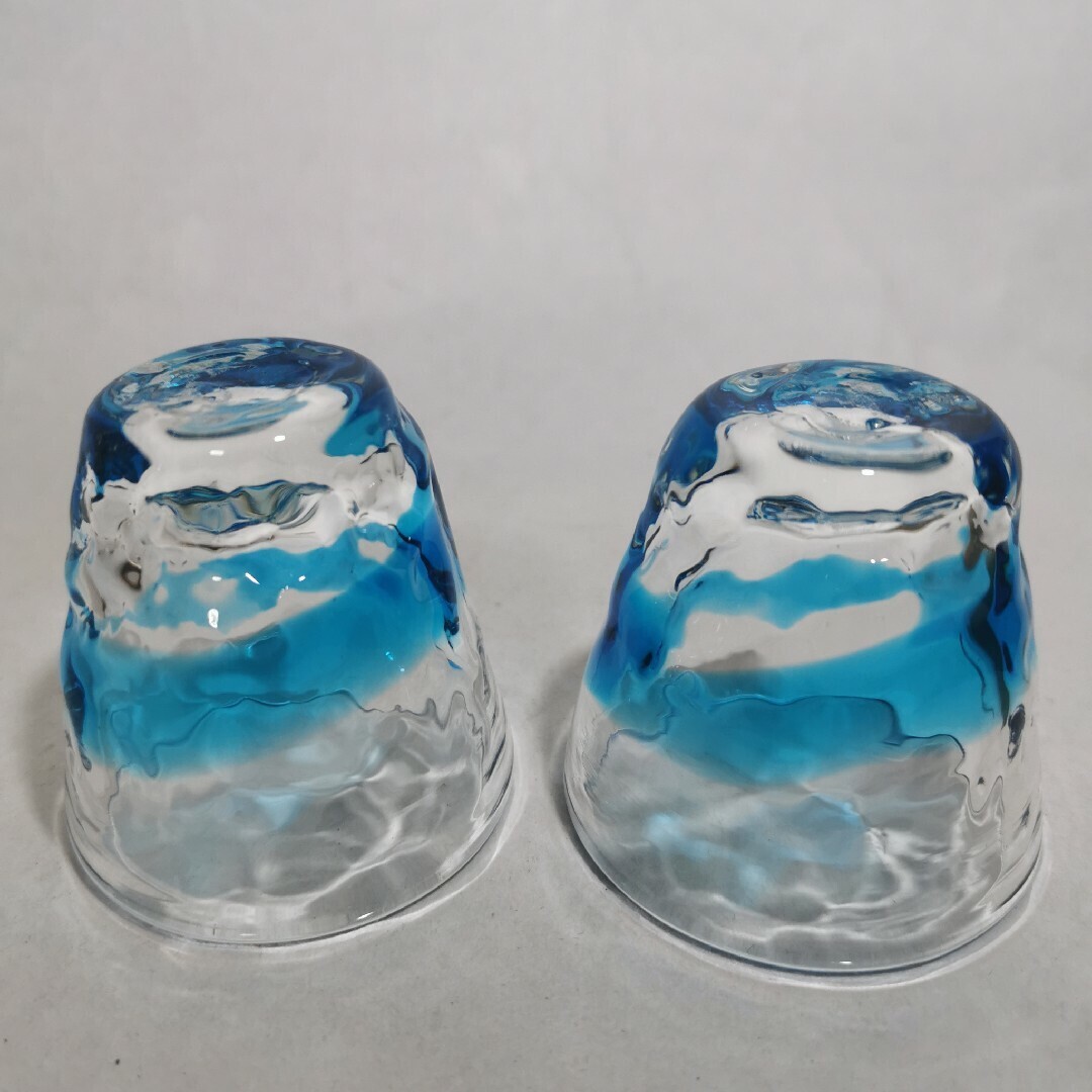 琉球ガラス 吹きガラス ぐい呑み お猪口 2個セット ブルー 美品の画像6