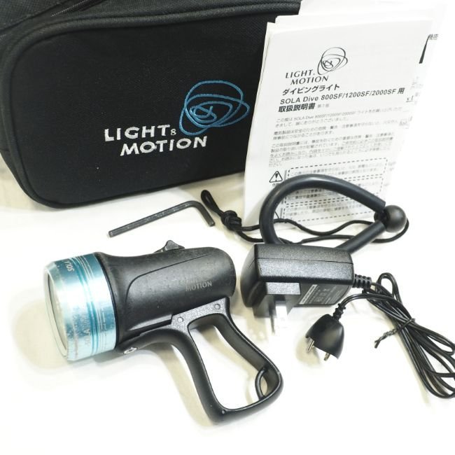 【40m耐圧検査済】TUSA 大光量 水中ライト LIGHT&MOTION SOLA DIVE 800 47,000円_画像1