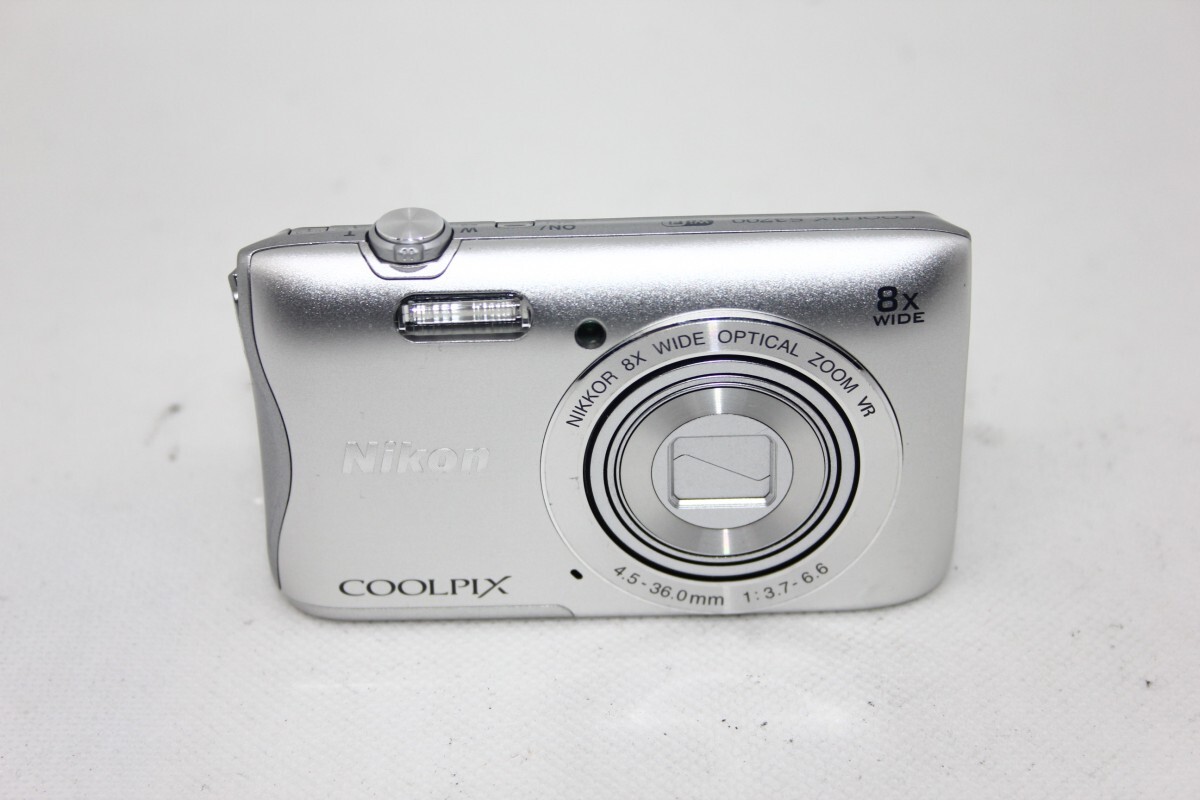 5780円 Nikon デジタルカメラ COOLPIX S3700 シルバー 光学8倍 5780円 Nikon デジタルカメラ COOLPIX S3700 シルバー 光学8倍