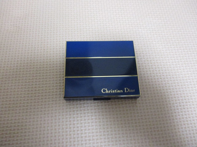 1　　　Christian　Dior　　601★5色～アイシャドウ_画像1