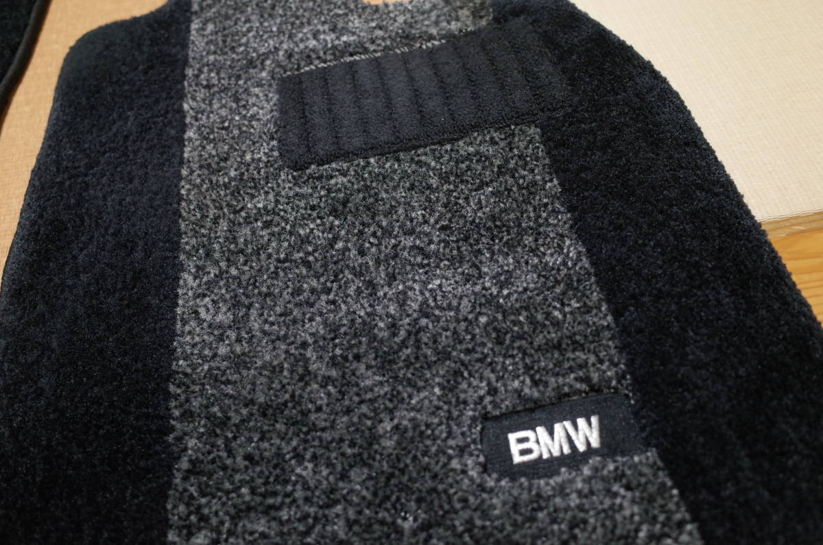 BMW original floor mat set saki Sony Royal front / rear 4 pieces set 3 series F30 F31 90542299979 regular price 32,400 jpy super-beauty goods new goods 