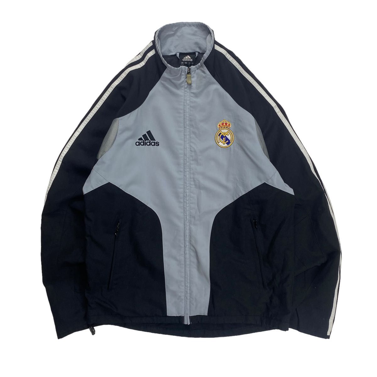adidas レアル・マドリード ウィンドブレーカー グレー adidas レアル・マドリード ウィンドブレーカー グレー