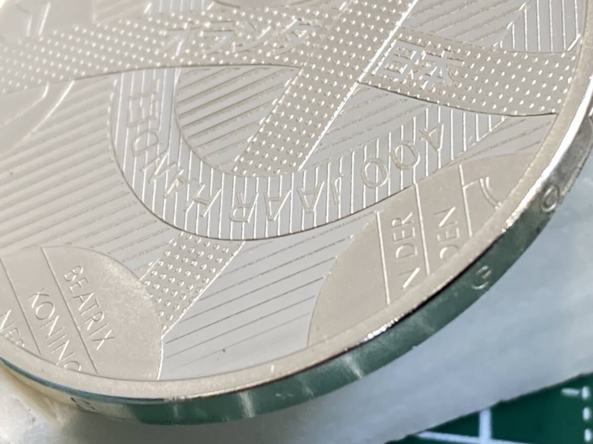 日本・オランダ通商４００年プルーフセットの銀メダル （直径３３．００mm、重さ１５．５６g） 　送料サービス！！_画像3