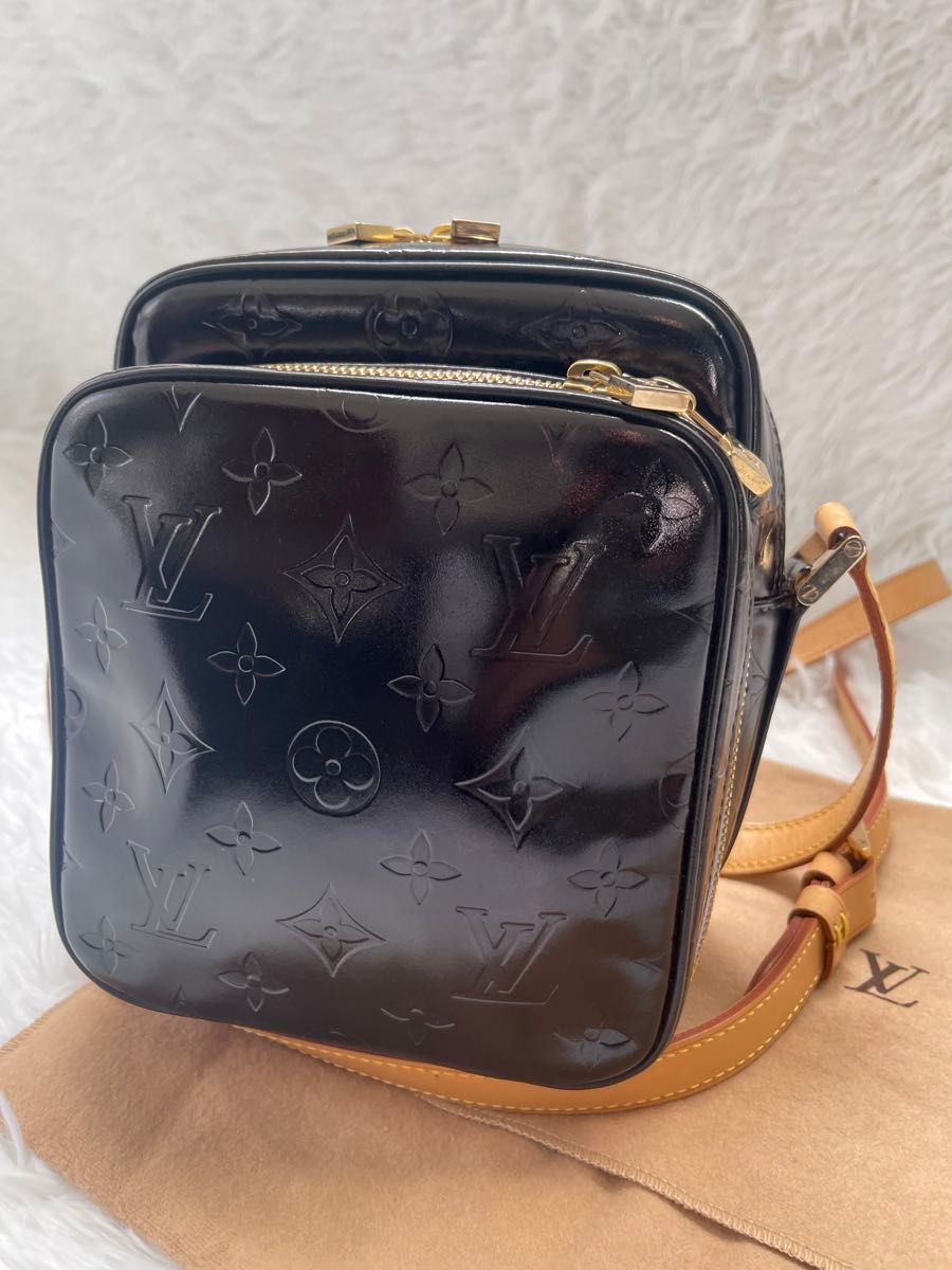 美品】ルイヴィトン ヴェルニ モノグラム ショルダーバッグ 美品】ルイヴィトン ヴェルニ モノグラム ショルダーバッグ
