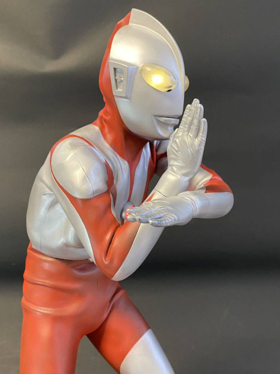 完成品 海洋堂 KAIYODO メガソフビ復刻版 ウルトラマン C type 完成品 海洋堂 KAIYODO メガソフビ復刻版 ウルトラマン C type