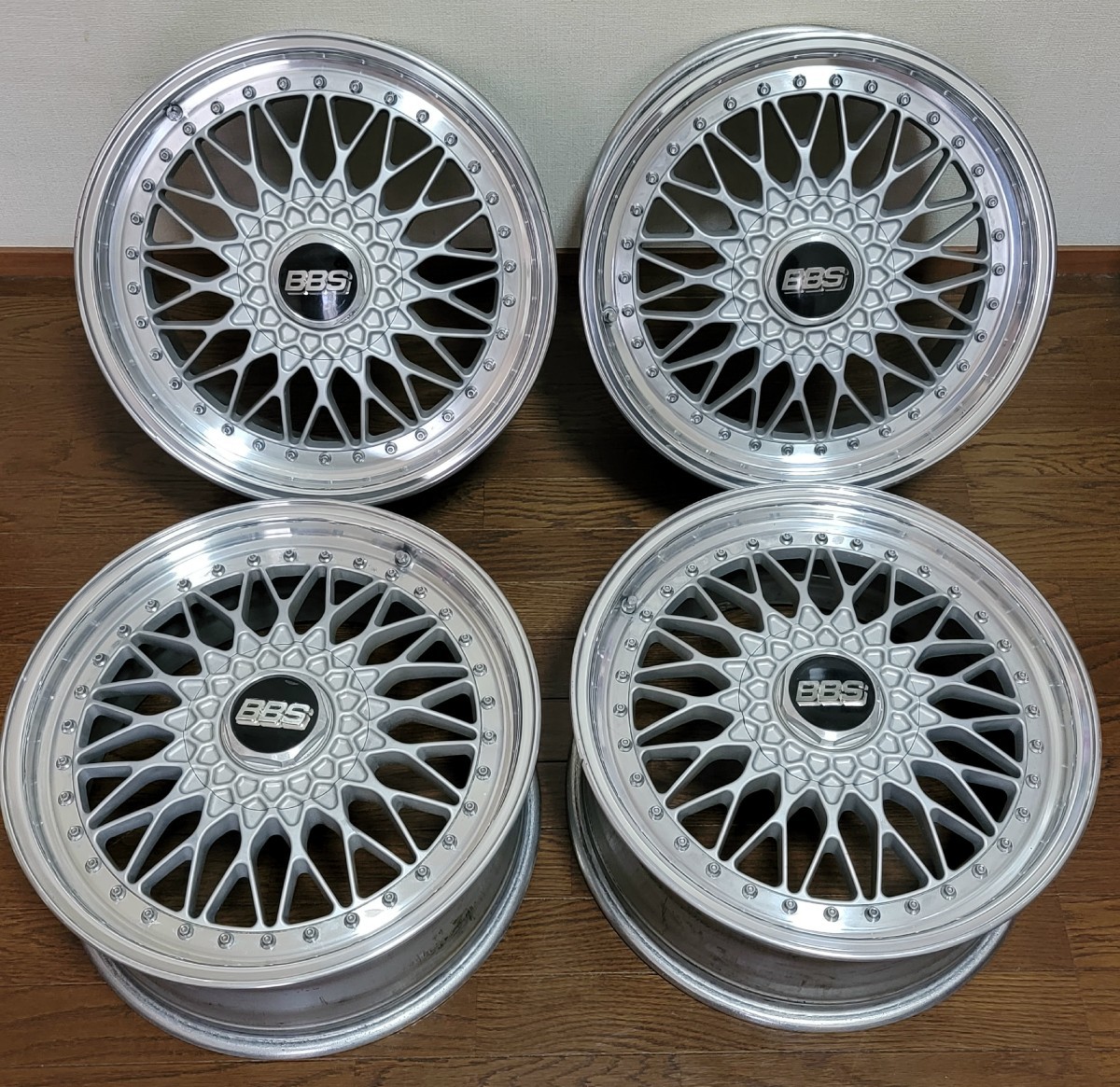 Yahoo!オークション - 希少 BBS SUPER RS 18インチ 8J+42 9J+42 Yahoo!オークション - 希少 BBS SUPER RS 18インチ 8J+42 9J+42