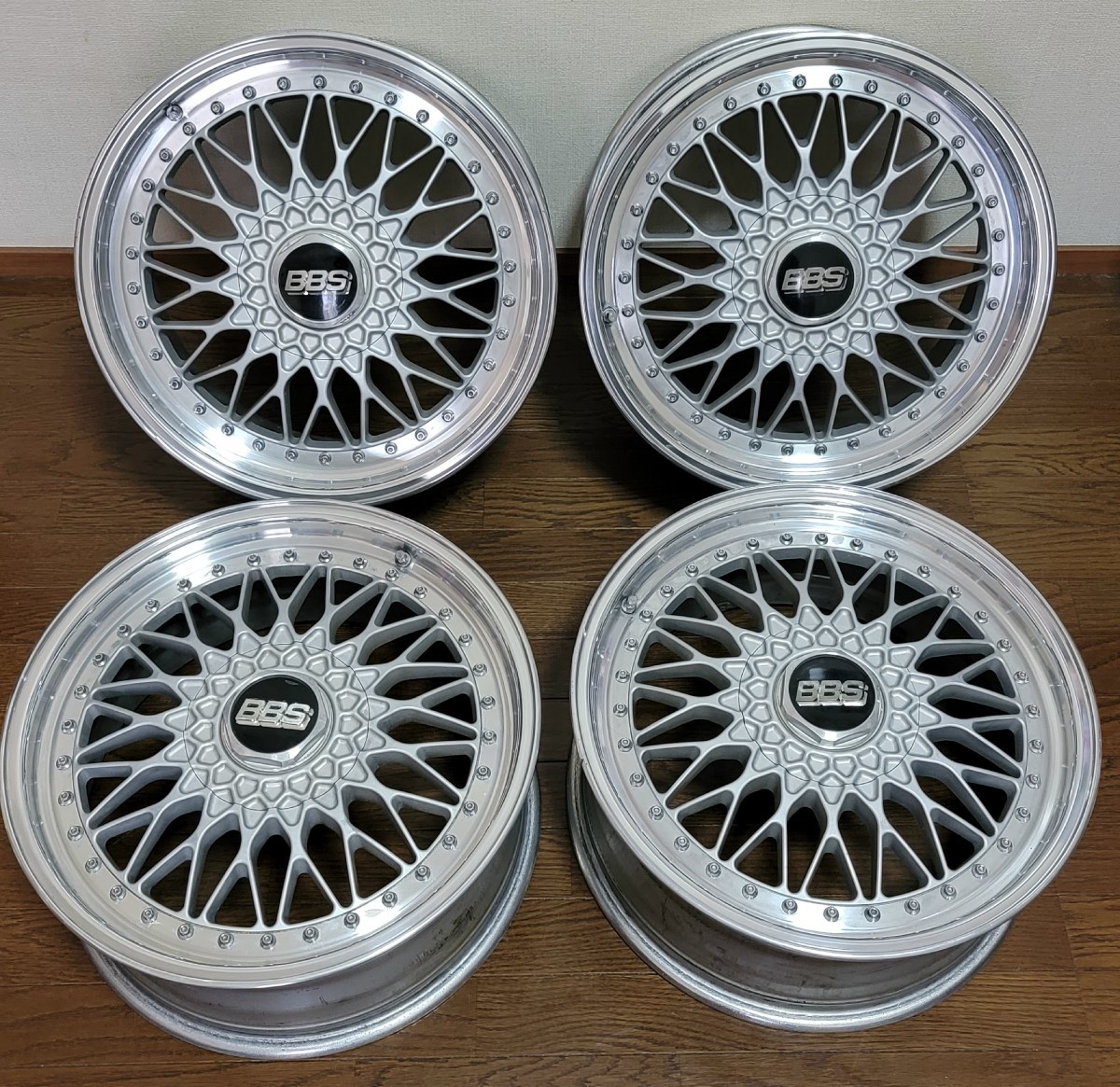 希少 BBS SUPER RS　18インチ　8J+42 9J+42 クラウン 30セルシオ マークX レクサス IS ES GS LM _画像1