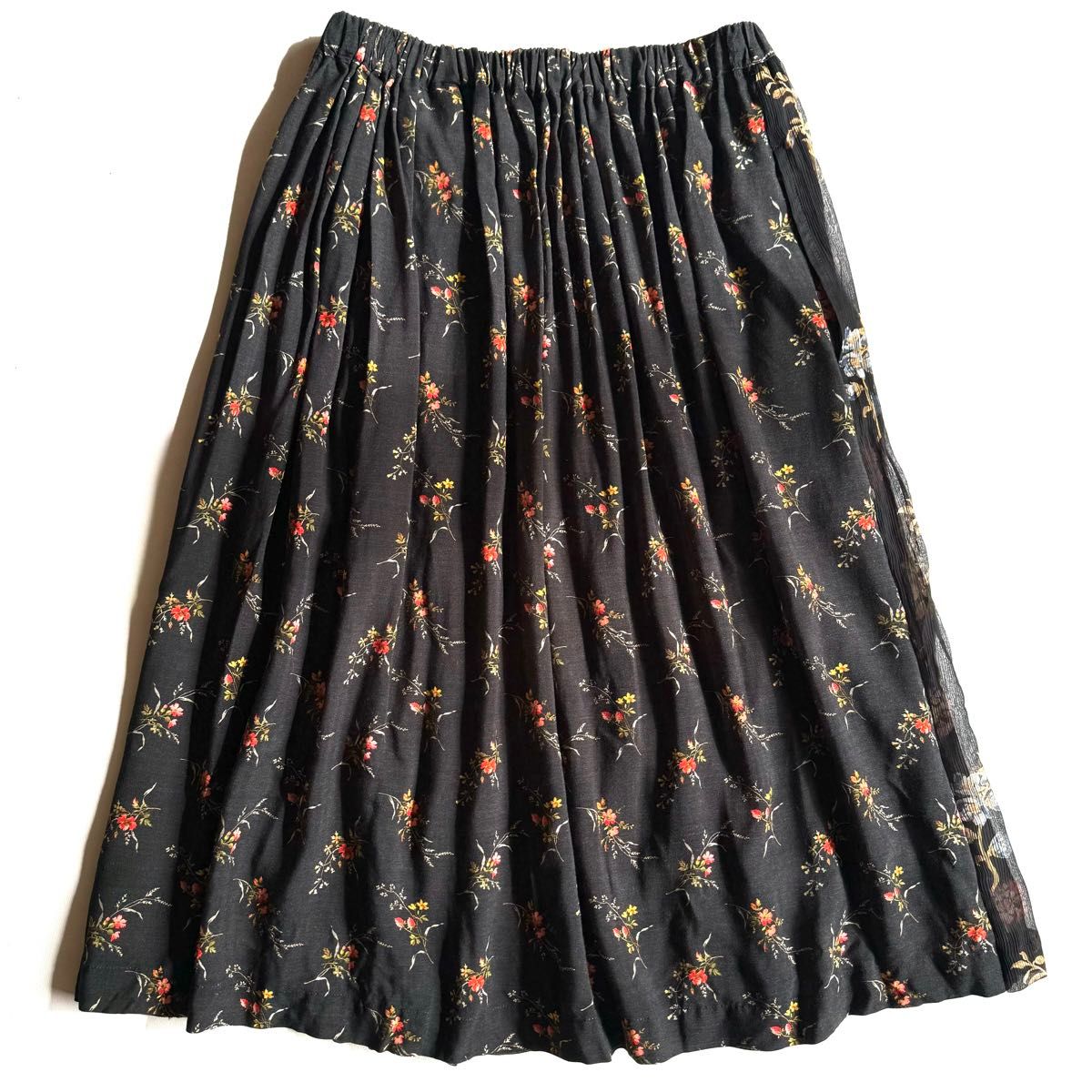 美品》tricot COMME des GARCONS トリココムデギャルソン 花柄 美品》tricot COMME des GARCONS トリココムデギャルソン 花柄