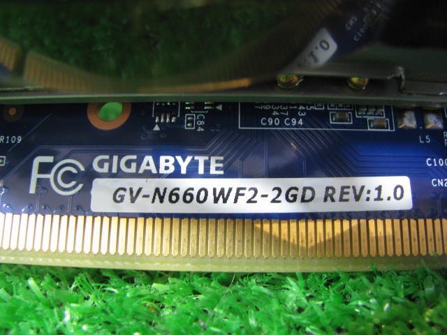 KA3772/グラフィックカード 2個/GIGABYTE GV-N660WF2-2GD,NVIDIA 型番不明_画像7