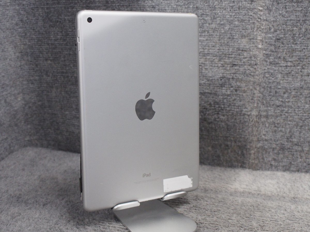 Apple iPad 第5世代 A1822 基盤無 起動不可 ジャンク D50214_画像1