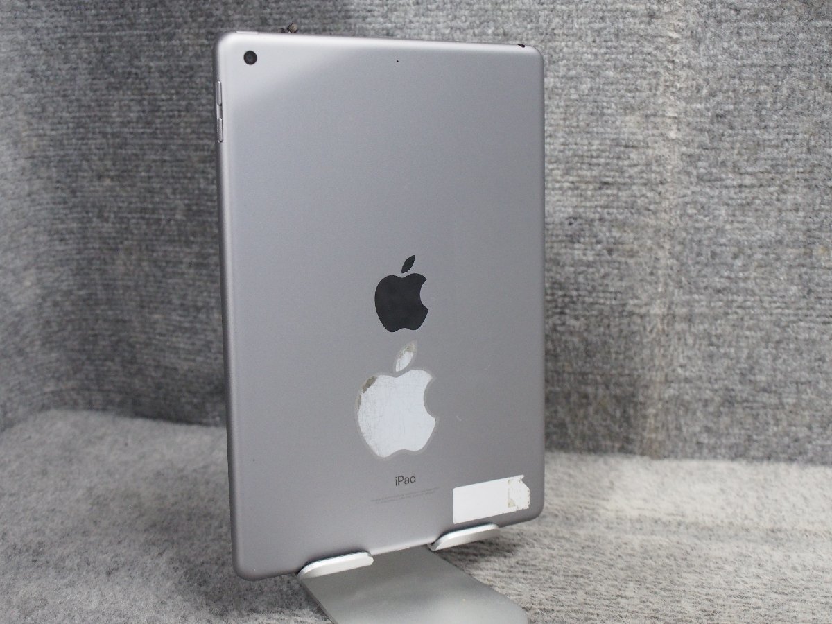 Apple iPad 第5世代 A1822 基盤無 起動不可 ジャンク D50217_画像1