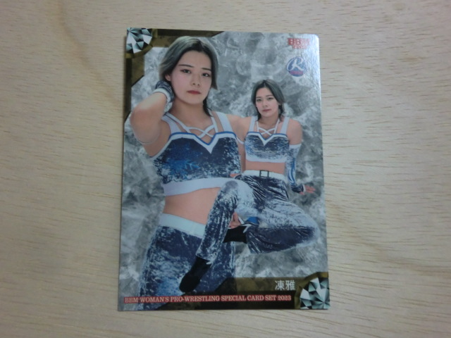 BBM 2023 Ambitious!!　156 凍雅　女子プロレス スペシャルカード_画像1
