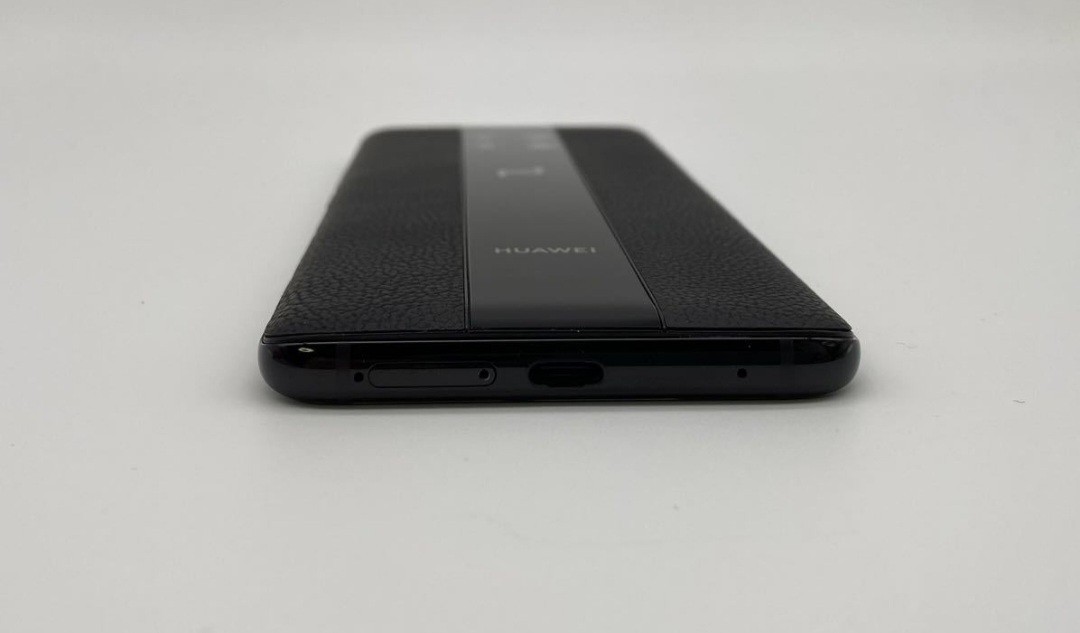 Yahoo!オークション - ポルシェ 美品 HUAWEI Mate20 RS LYA-L29 Yahoo!オークション - ポルシェ 美品 HUAWEI Mate20 RS LYA-L29
