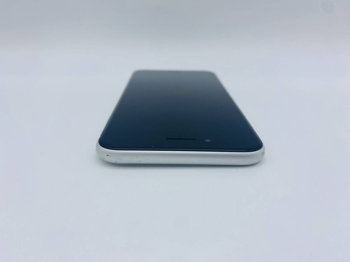 iPhone SE 第2世代 128GB ホワイト/シムフリー/新品バッテリー100%/新品おまけ多数　SE2-092_画像4