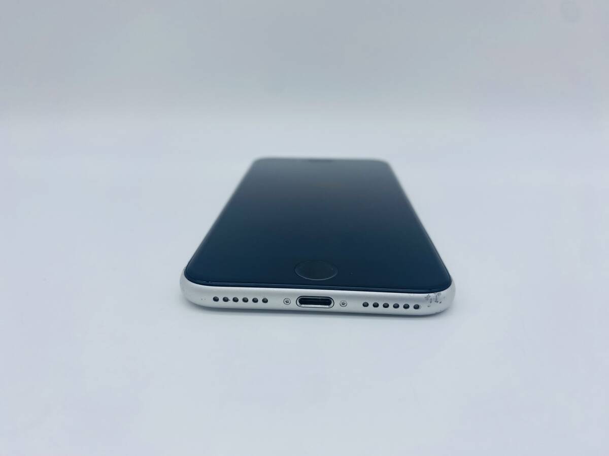 iPhone SE 第2世代 128GB ホワイト/シムフリー/新品バッテリー100%/新品おまけ多数　SE2-092_画像6