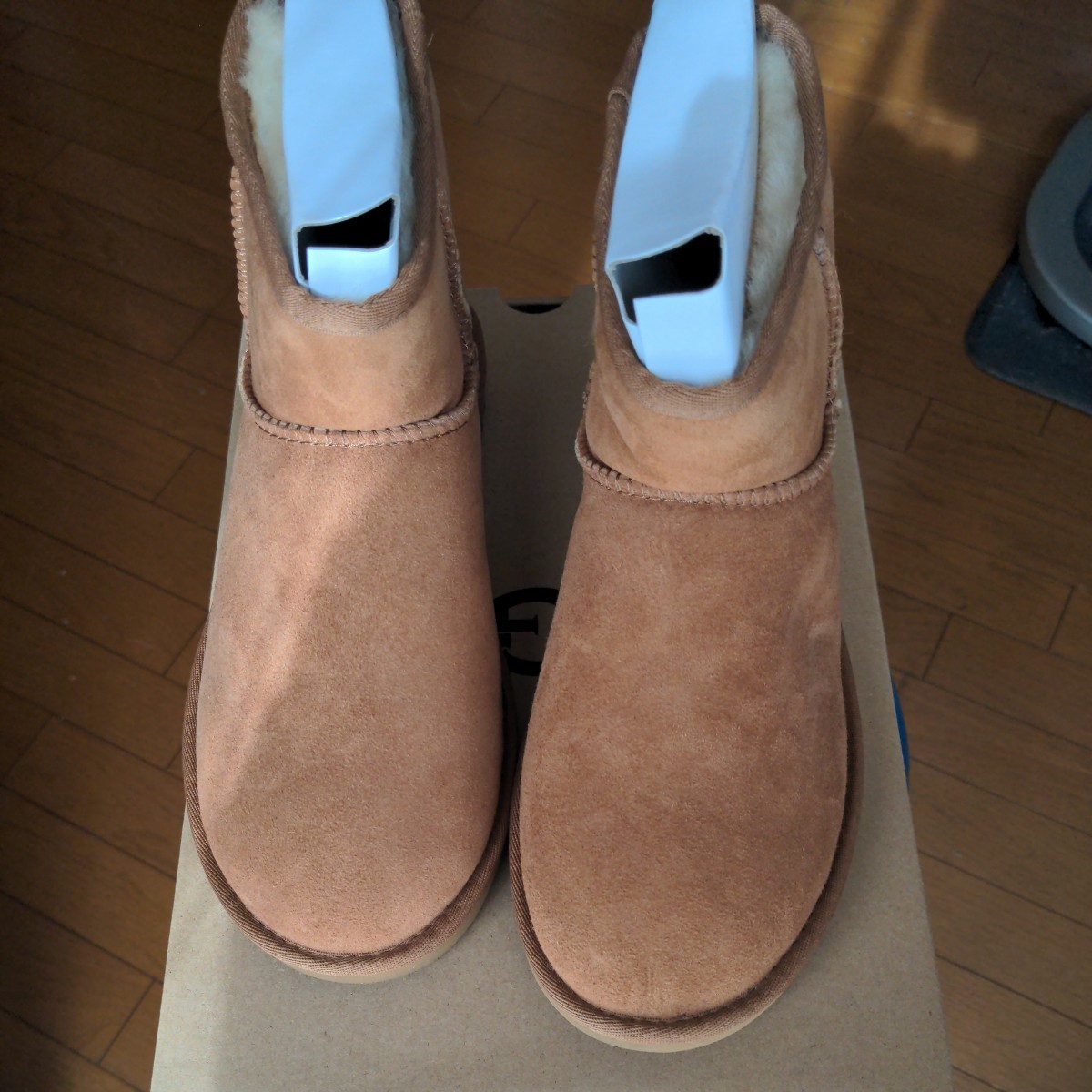 新品UGG ショートブーツ クラシックミニサイズ7_画像1