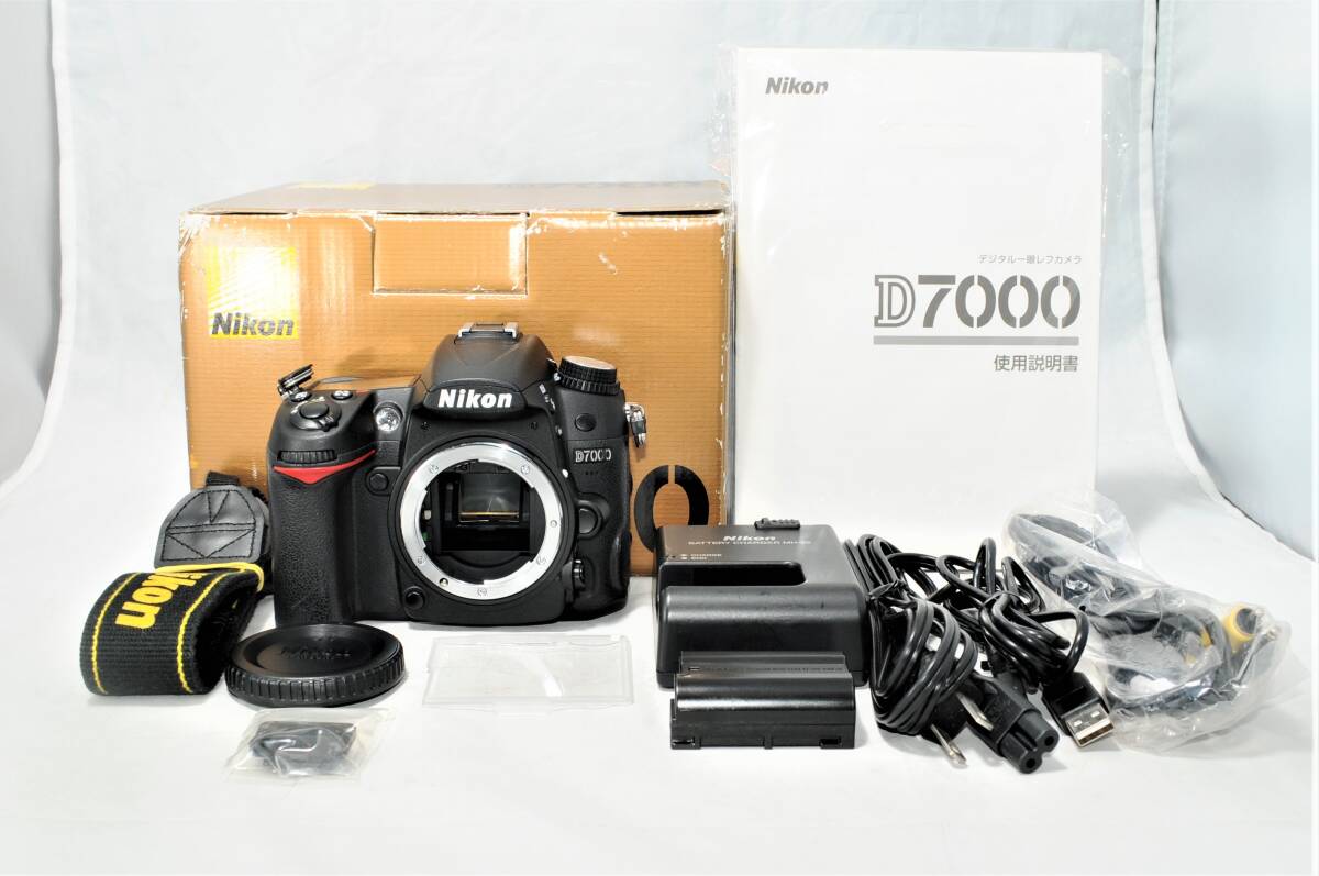 ★箱付美品★ ニコン Nikon デジタル一眼レフカメラ D7000 ボディー ■ K-28NO23-1717