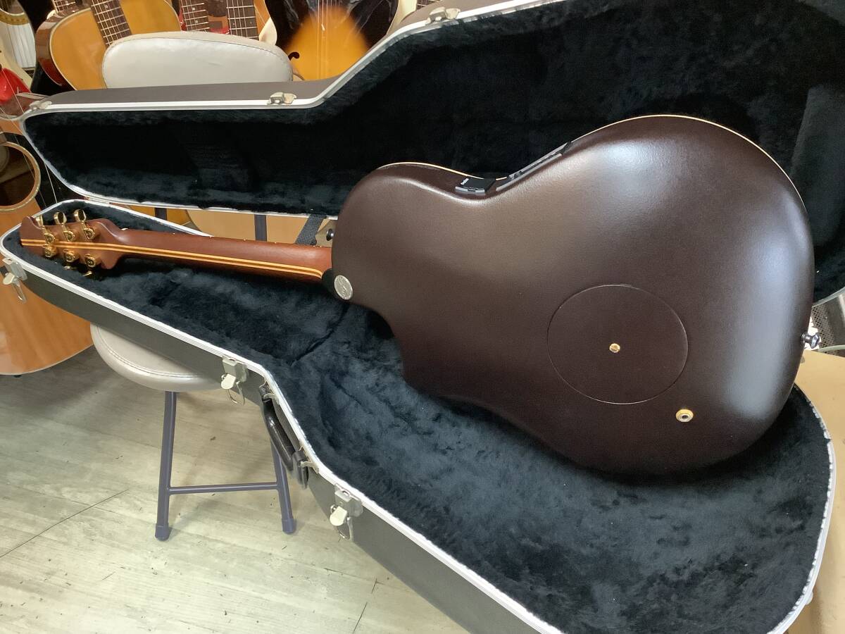 人気ののエレアコ　USA Ovation Elite 1868 サンバースト　オベーション　エリート　状態のいい本体　オベーションUSA_画像5