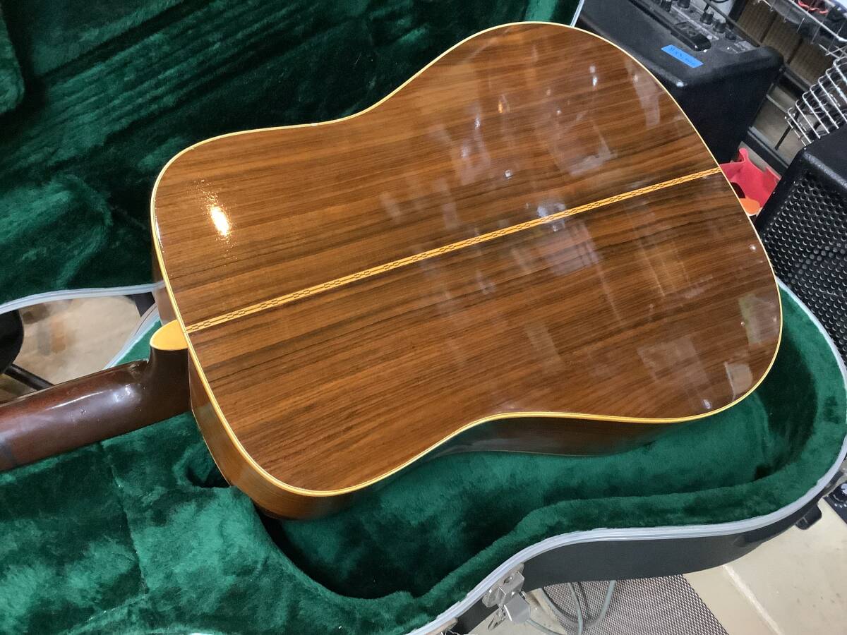 1987年製造　王道のマーチンサウンド　Martin D-28 高性能マイク付きでLiveや録音にも最強　マーチンD28 王道サウンド_画像6