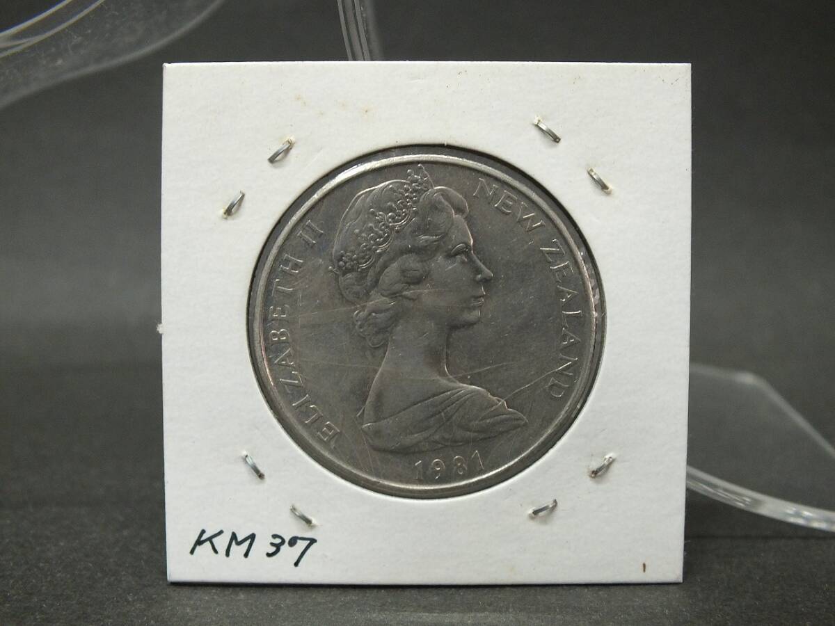 〇世界のコイン ニュージーランド/New Zealand 50セント エリザベス 1981年 CNの画像2