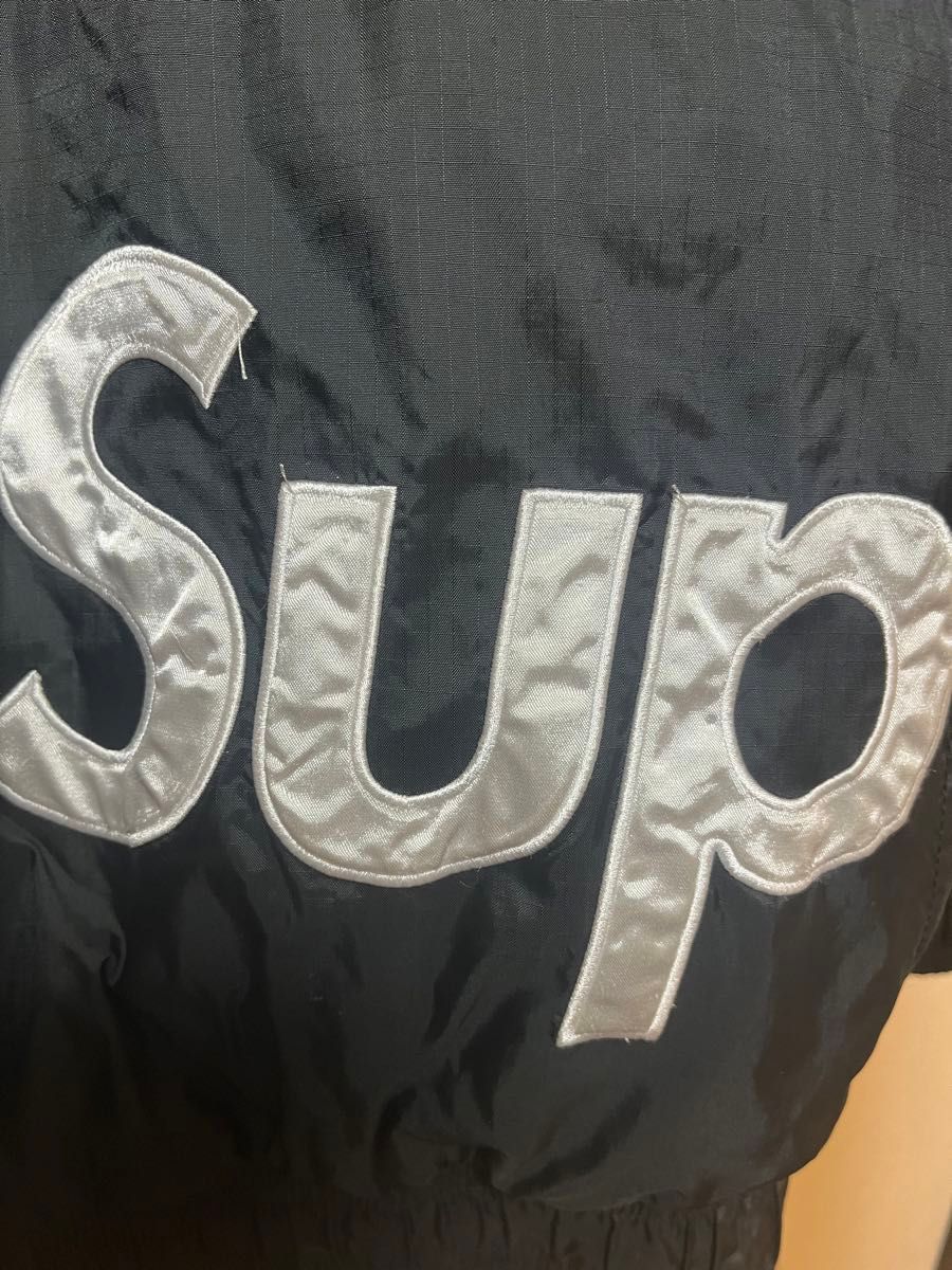 supreme サイドロゴ　ダウンジャケット