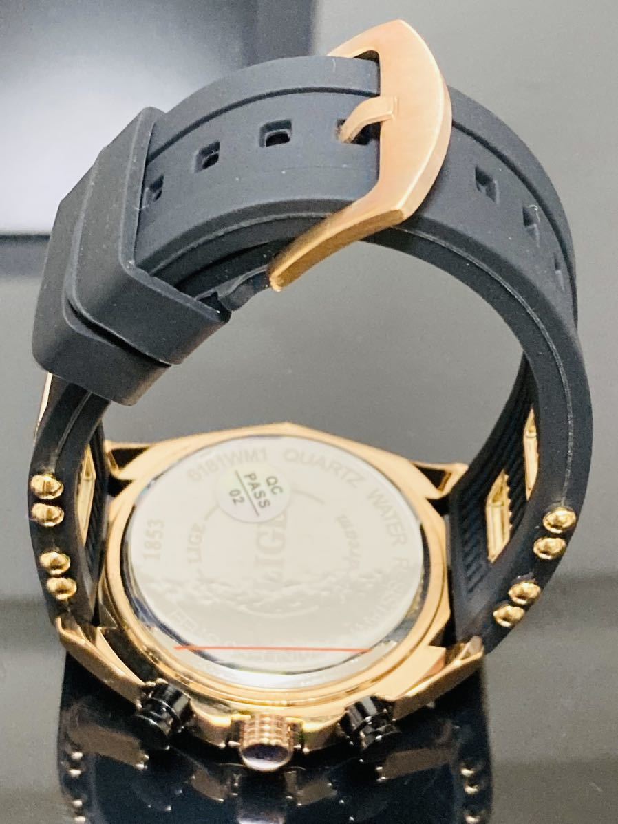 日本未入荷　メンズ腕時計　スーツ　クロノグラフスポーツウォッチ　オマージュ　ステンレスインビクタスチール　サーフィン防水腕時計1280_画像8