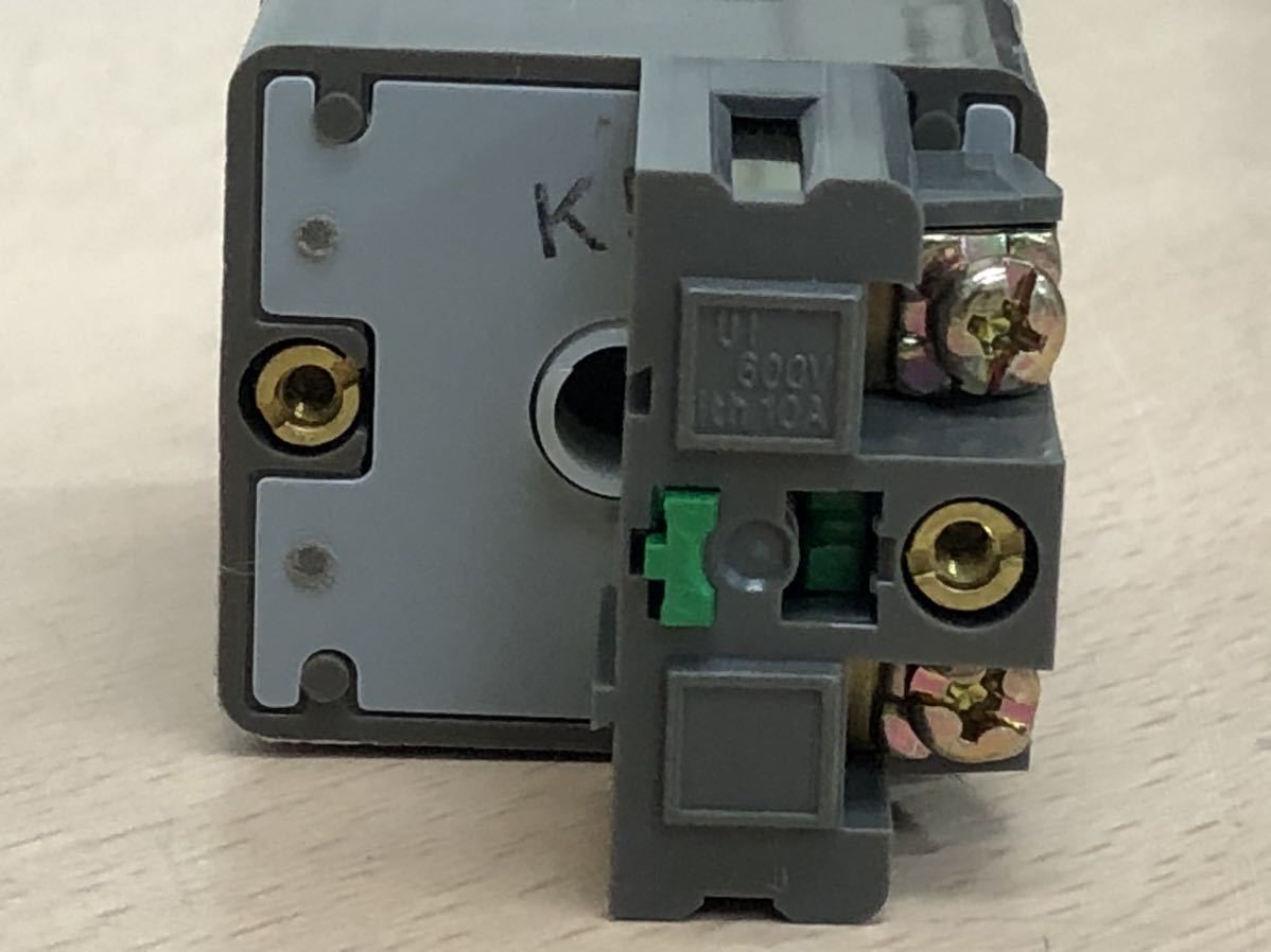 【未使用保管品S5399】idec アイデック　コントロールユニット　AON310R ボタン　スイッチ