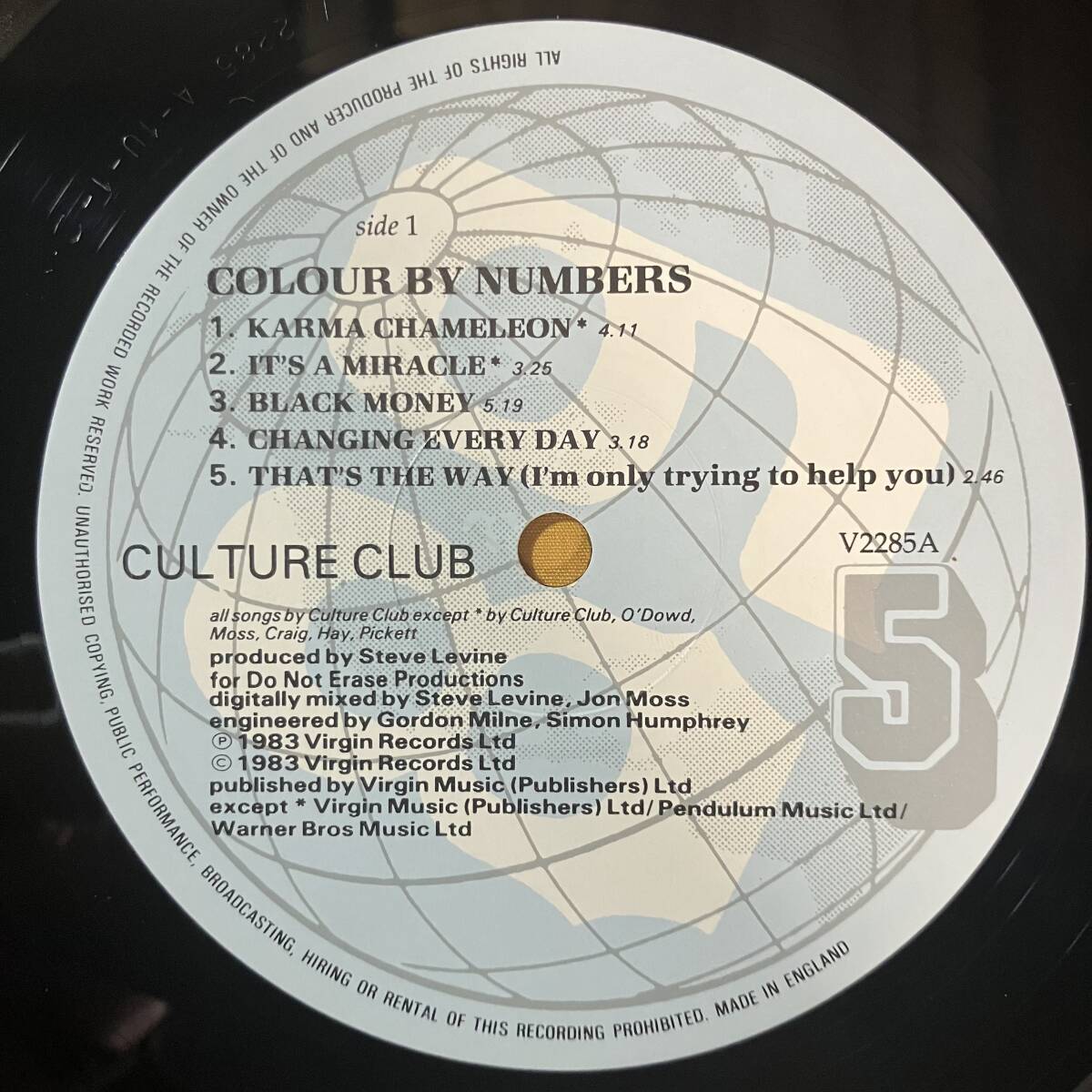 【SALE】02H UK盤 カルチャー・クラブ Culture Club / カラー・バイ・ナンバーズ Colour By Numbers V2285 LP レコード アナログ盤_画像2