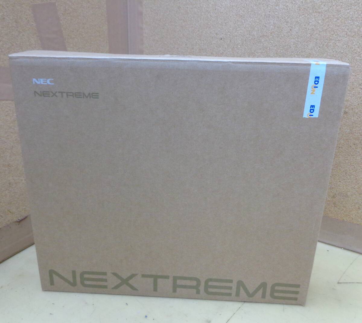 J30★未使用★NEC NEXTREME Carbon PC-XC750FAG-E3 Core i7 1255U 4.7GHz/16GB/SSD512GB/WUXGA/Win11/OfficeHB2021_画像3