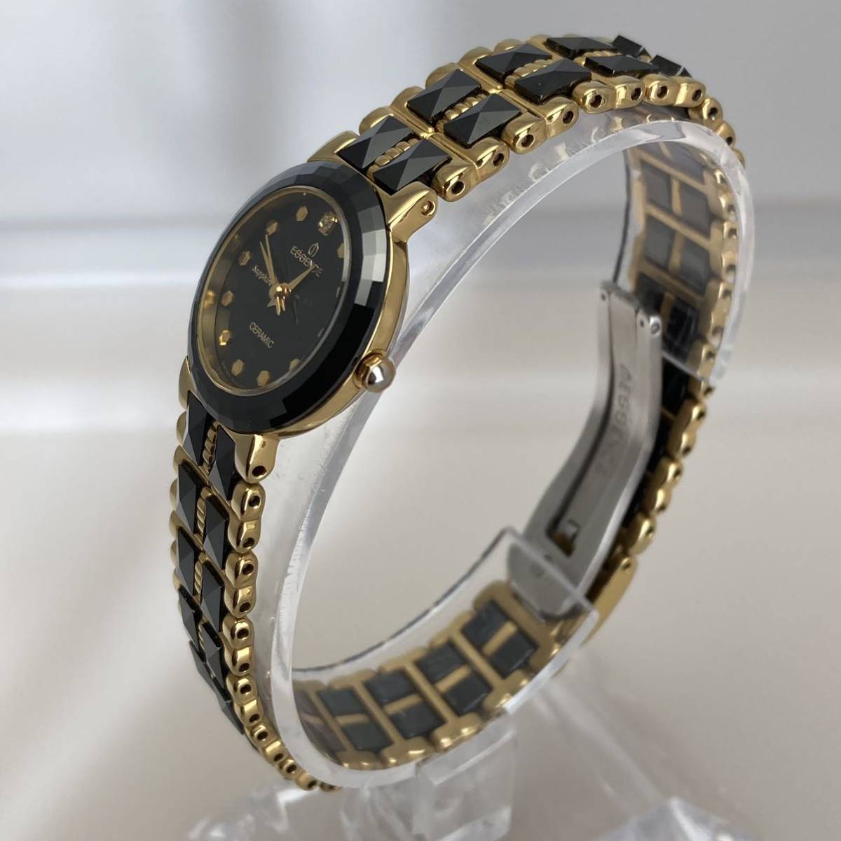 【レア】　スイス製レディース腕時計　エッセンスESSENCE Sapphire Ceramic ES2112L レア　SWISS QUARTZ 黒文字盤 稼働良品　ビンテージ_画像2