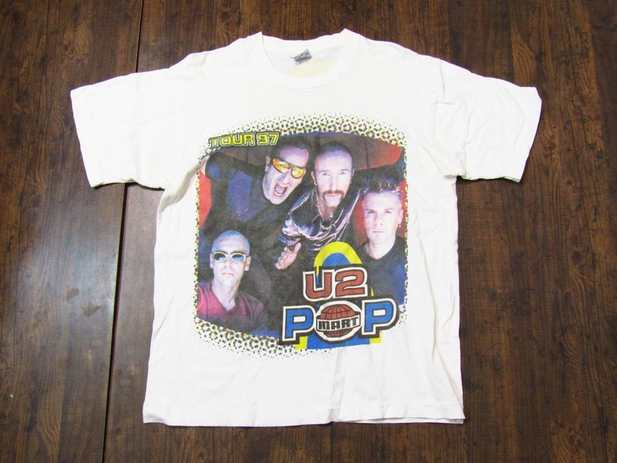 U2 97 year Tour T-shirt Vintage size L