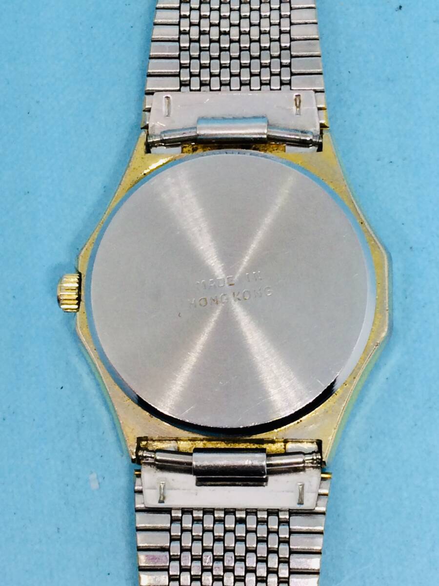 (D44)USA(*'▽')SASSON・サッソーン・ディト（電池交換済み）ゴールド・メンズ腕時計USED（送料全国一律185円）素敵な時計です。_電池交換・クリーニング済み