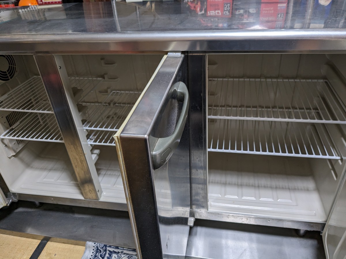 引き取り限定　全て中古の厨房機器です。1.マルゼン中華(都市ガス ) 2.ホシザキ冷蔵庫 3.二層シンク 4.小型製氷機 以上の4点まとめて_画像7
