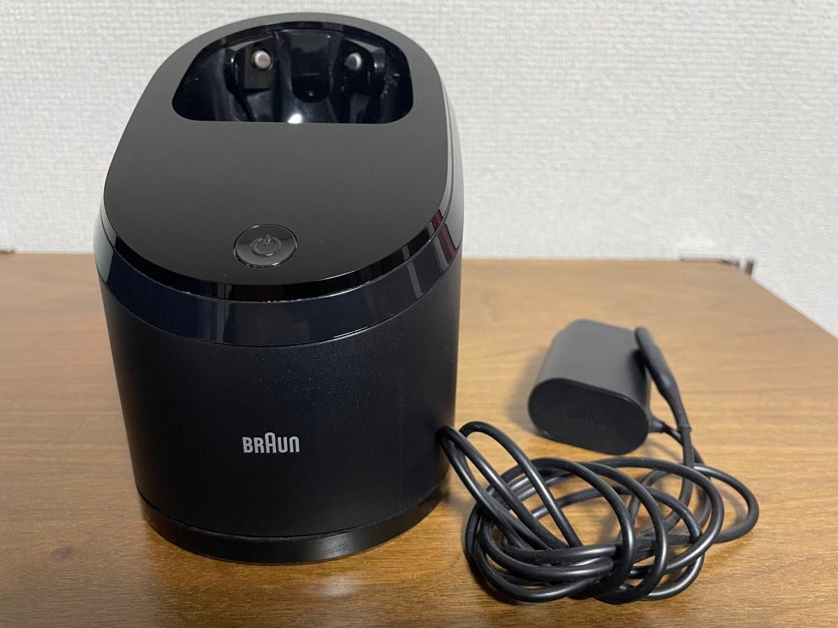 BRAUN ブラウン シェーバー シリーズ9 アルコール 洗浄機 type BRAUN ブラウン シェーバー シリーズ9 アルコール 洗浄機 type