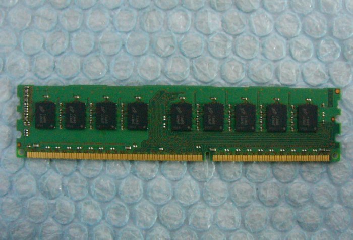 fj8 240pin DDR3 1600 PC3-12800E 4GB ECC Micron hp 662609-571_画像3